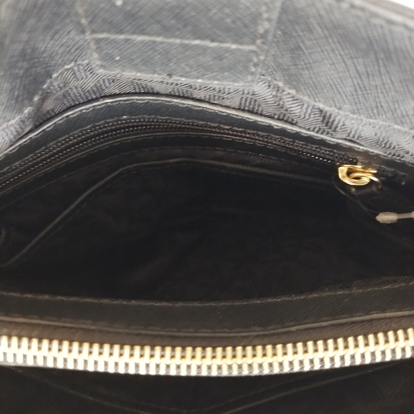 MICHAEL KORS BLACK LUXURY LEATHER CYNTHIA TOTE - Picture 4 of 10